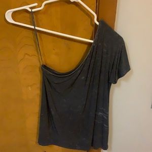 Never worn one sleeve shirt